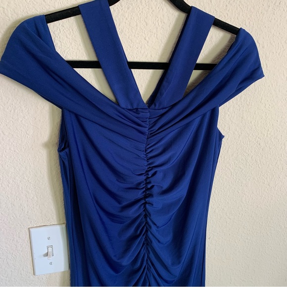 Venus Ruched Off Shoulder Gown - Picture 3 of 15